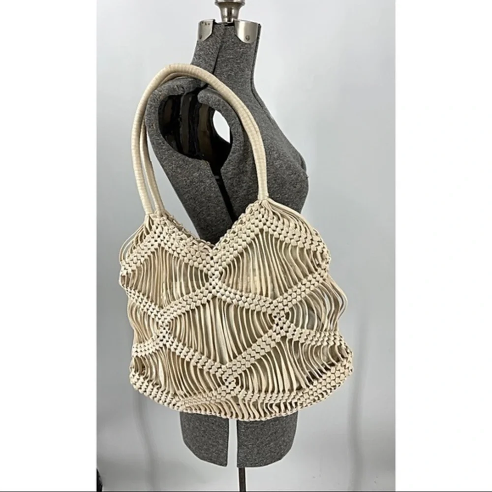 London Kaye Woven canvas bohemian summer vacation beach shoulder tote OS